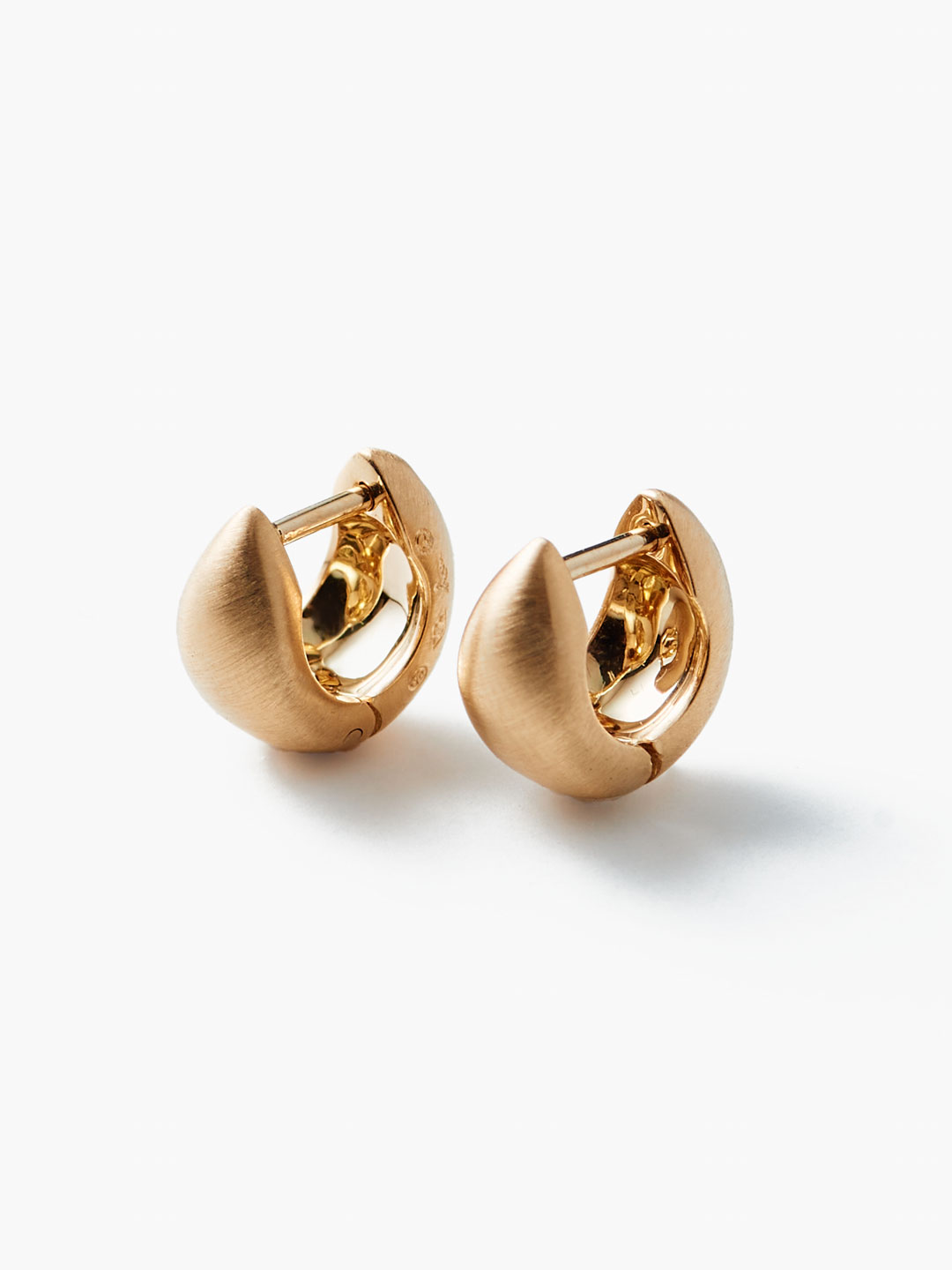 Humete Classic Pierced Earrings S - Yellow gold